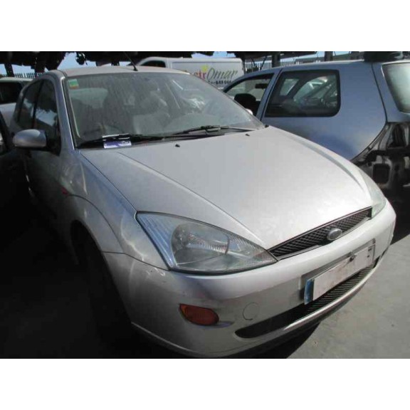 ford focus berlina (cak) del año 2001