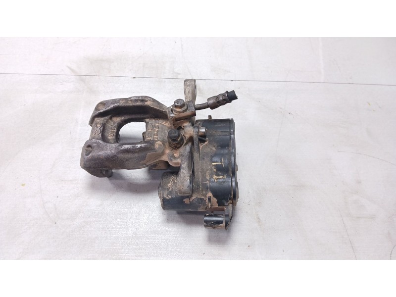 Recambio de pinza freno trasera derecha para mercedes-benz gla (h247) gla 200 d (247.712) referencia OEM IAM L72847  