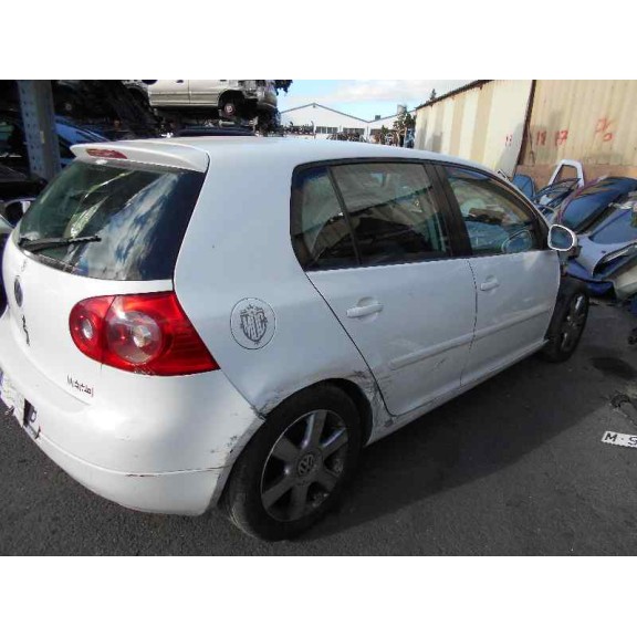 volkswagen golf v berlina (1k1) del año 2004