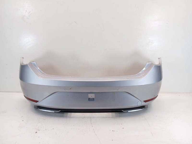 Recambio de paragolpes trasero para seat leon (kl1, klg) 2.0 tdi referencia OEM IAM 5FA807421  