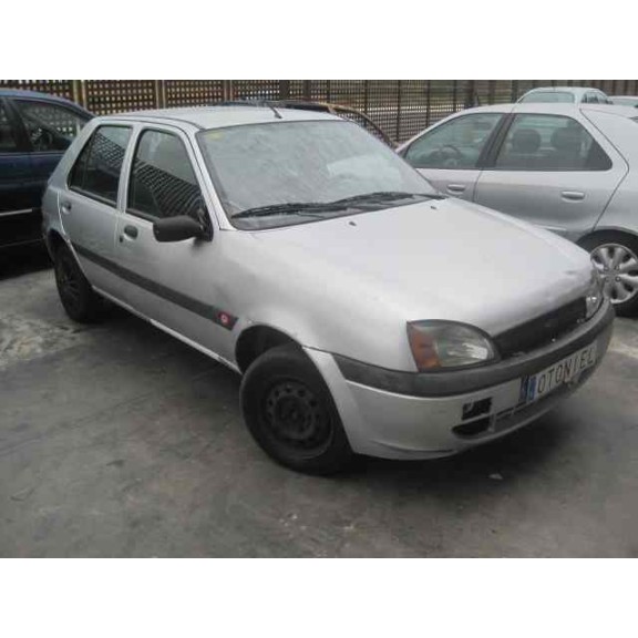 ford fiesta berlina (dx) del año 2000