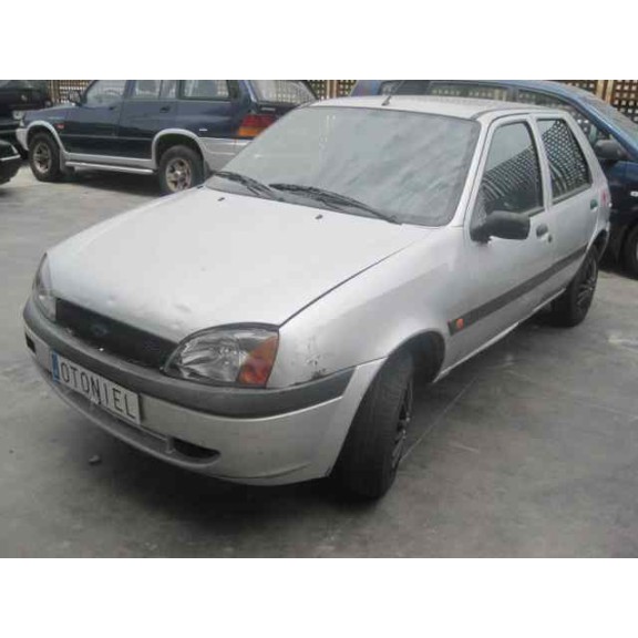 ford fiesta berlina (dx) del año 2000