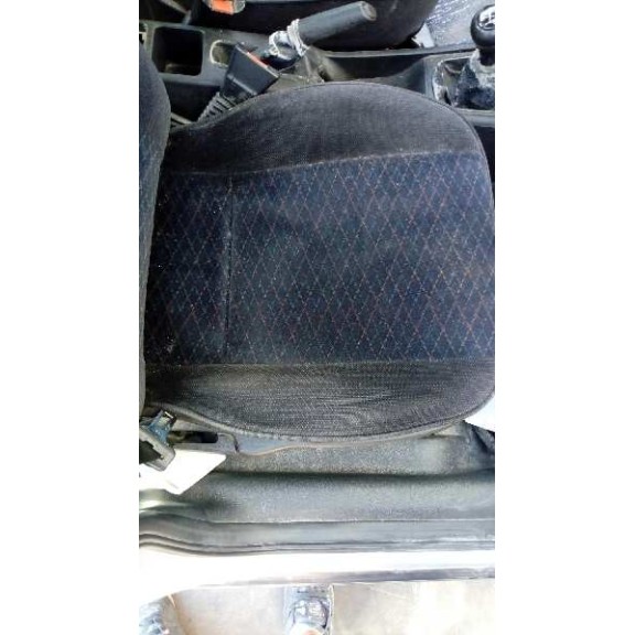 opel astra g berlina del año 2000