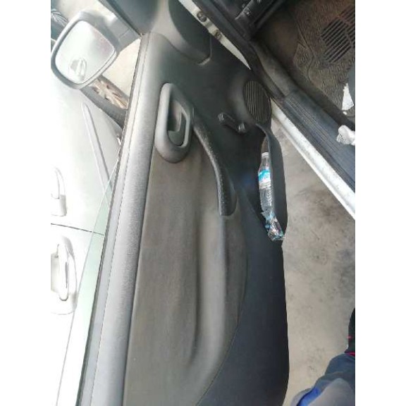 opel corsa c del año 2003