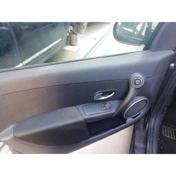 renault clio iii del año 2010