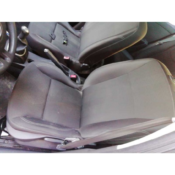 renault clio iii del año 2010