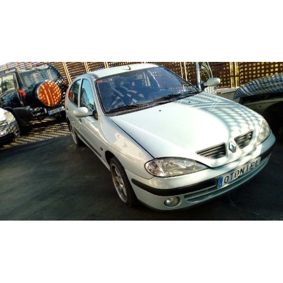 renault megane i fase 2 berlina (ba0) del año 2001