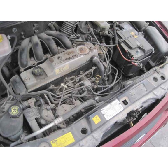 ford fiesta berlina del año 1999