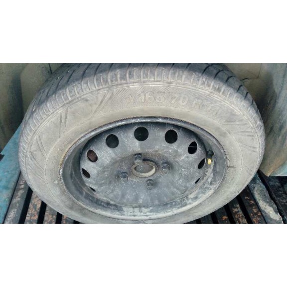 peugeot 206 berlina del año 2001