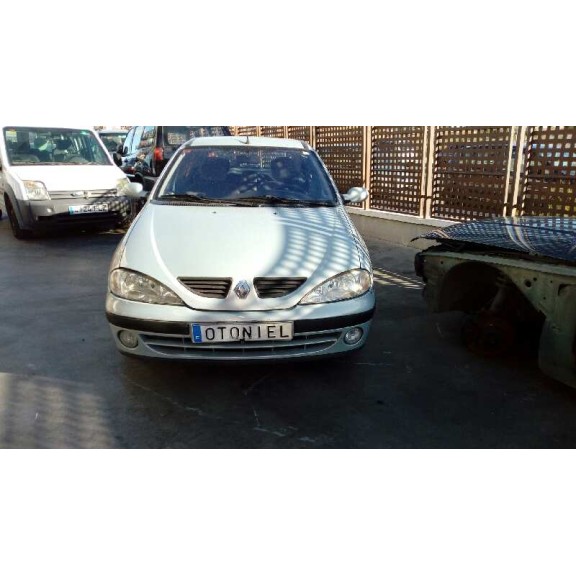 renault megane i fase 2 berlina (ba0) del año 2001