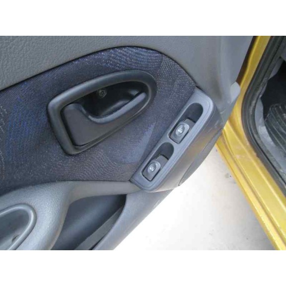 renault clio ii fase i (b/cbo) del año 1998