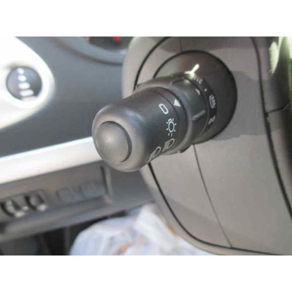 renault clio iii del año 2010