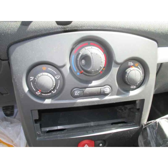 renault clio iii del año 2010