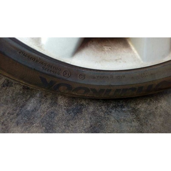 toyota avensis berlina (t25) del año 2004