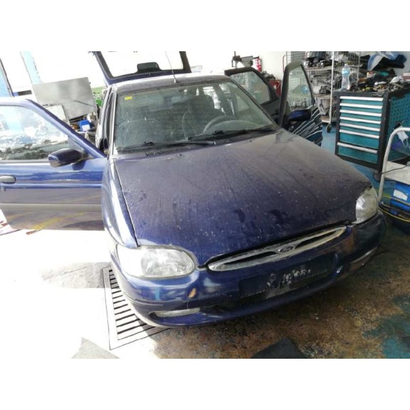 ford escort berlina del año 1998