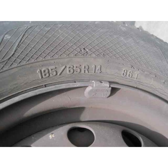 peugeot 206 berlina del año 2001