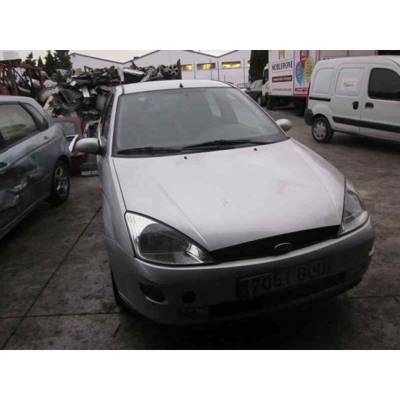ford focus berlina (cak) del año 2001