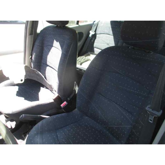 renault clio ii fase ii (b/cb0) del año 2002