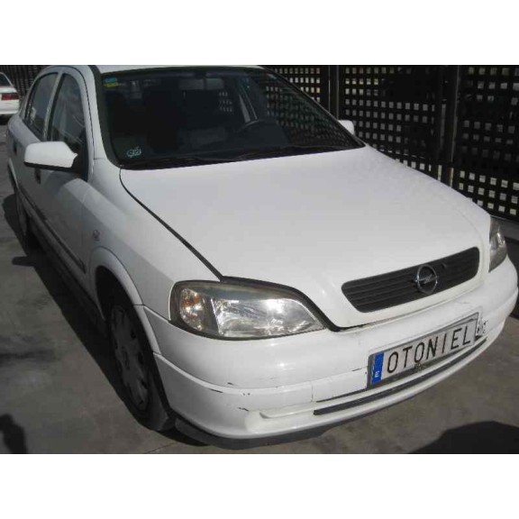 opel astra g berlina del año 2001