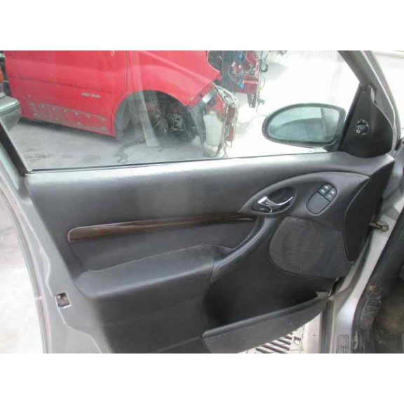 ford focus berlina (cak) del año 1999