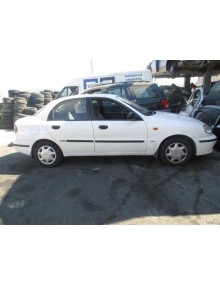daewoo lanos del año 2000