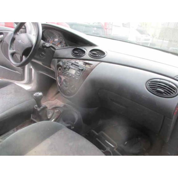 ford focus berlina (cak) del año 1999