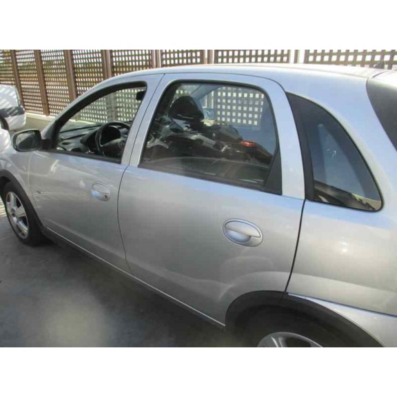 opel corsa c del año 2004