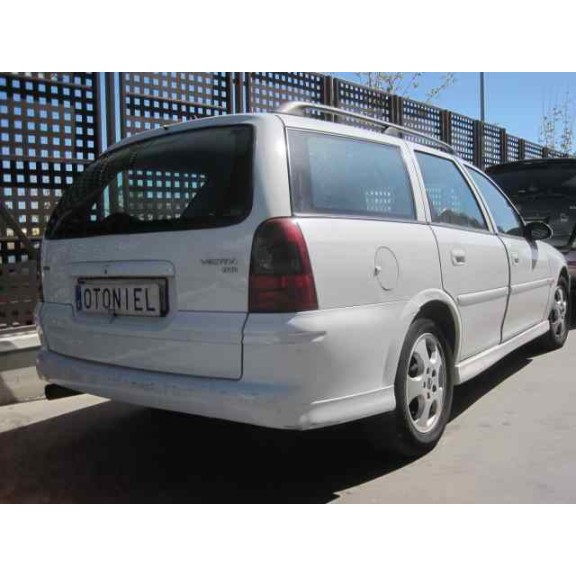 opel vectra b caravan del año 2000