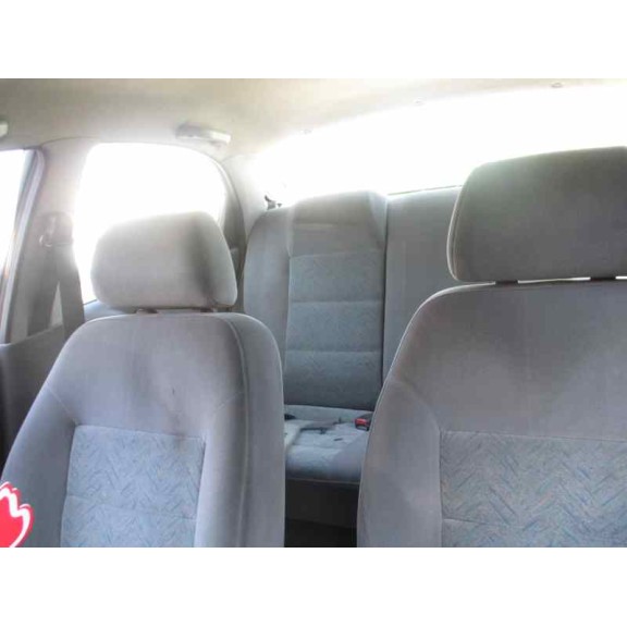 daewoo lanos del año 2000