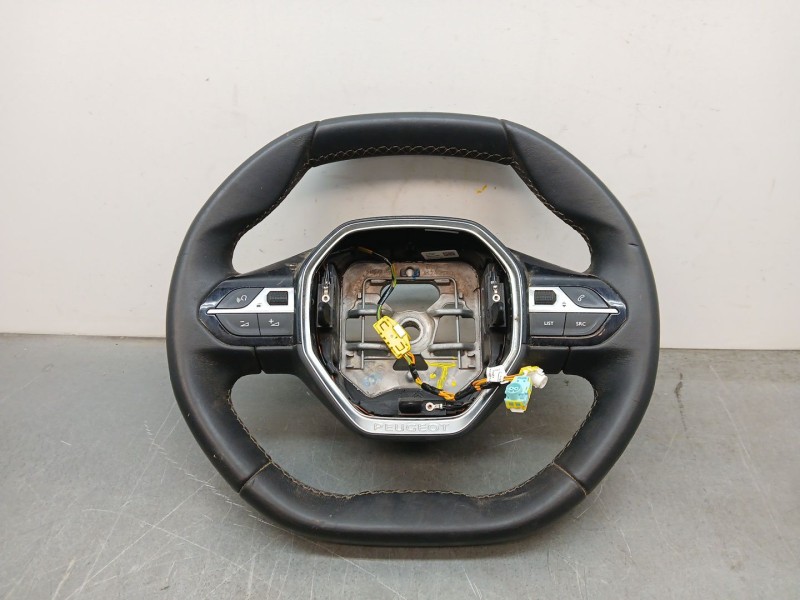 Recambio de volante para peugeot 3008 ii suv (mc_, mr_, mj_, m4_) 1.5 bluehdi 130 referencia OEM IAM 34202368E  