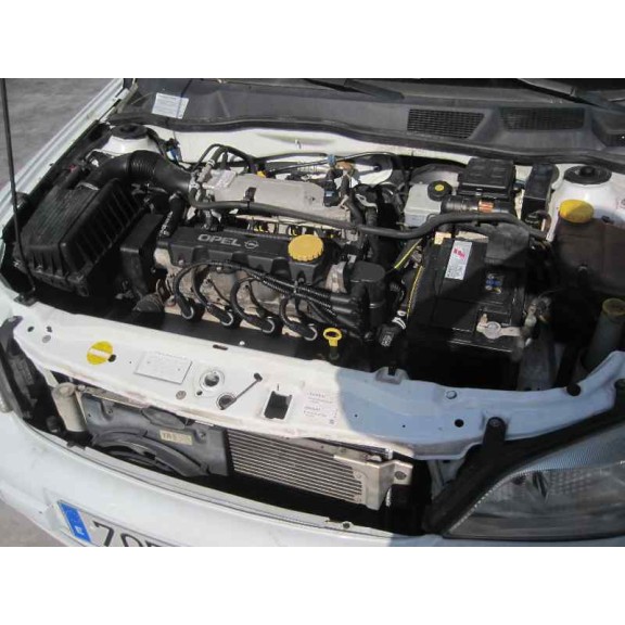opel astra g berlina del año 2001