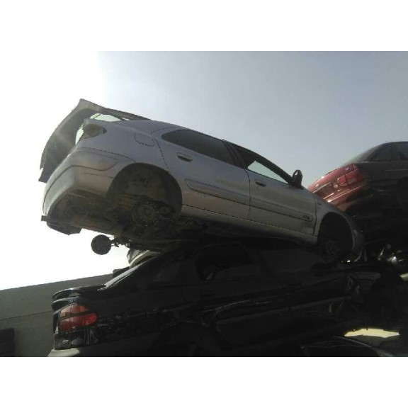 citroën xsara berlina del año 1999