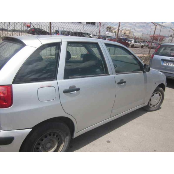 seat ibiza (6k1) del año 2001