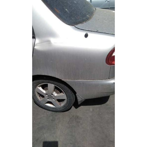 daewoo lanos del año 2000