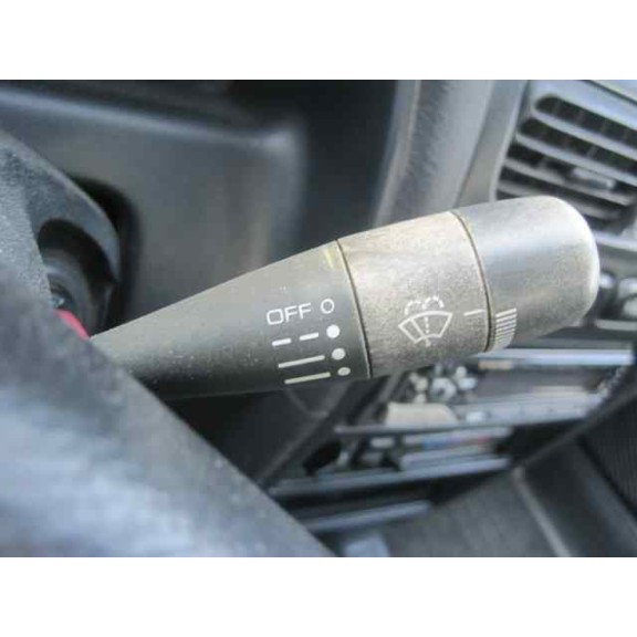 nissan primera berl./familiar (p10/w10) del año 1992