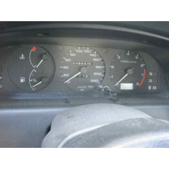 nissan primera berl./familiar (p10/w10) del año 1992