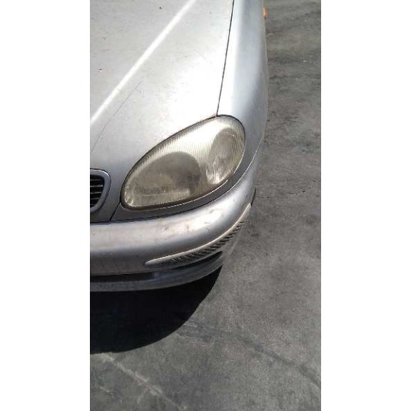 daewoo lanos del año 2000