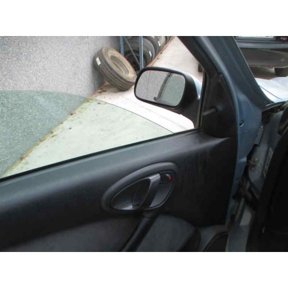 citroën xsara berlina del año 2002