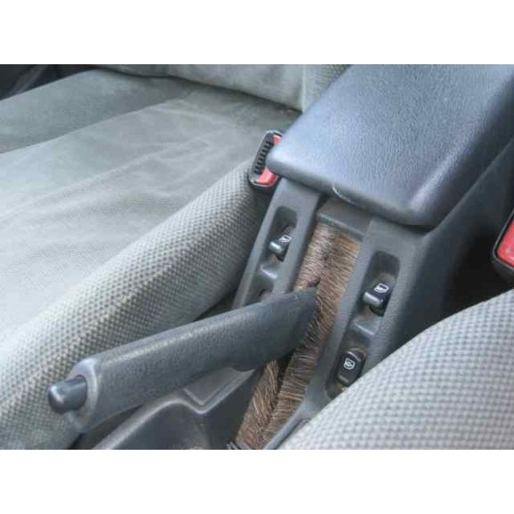 nissan primera berl./familiar (p10/w10) del año 1992