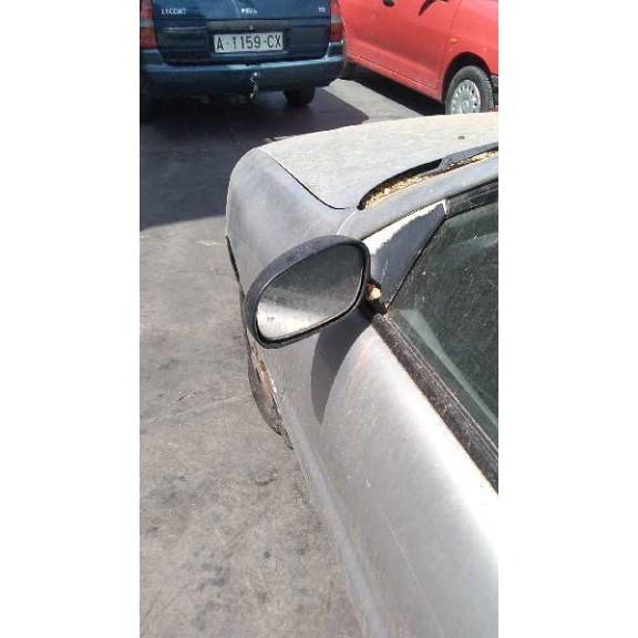 daewoo lanos del año 2000