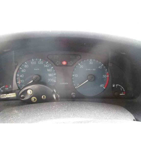 citroën xsara berlina del año 2002