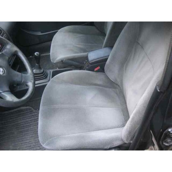 nissan primera berl./familiar (p10/w10) del año 1992