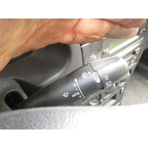 citroën xsara berlina del año 2002