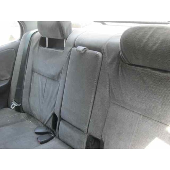 nissan primera berl./familiar (p10/w10) del año 1992