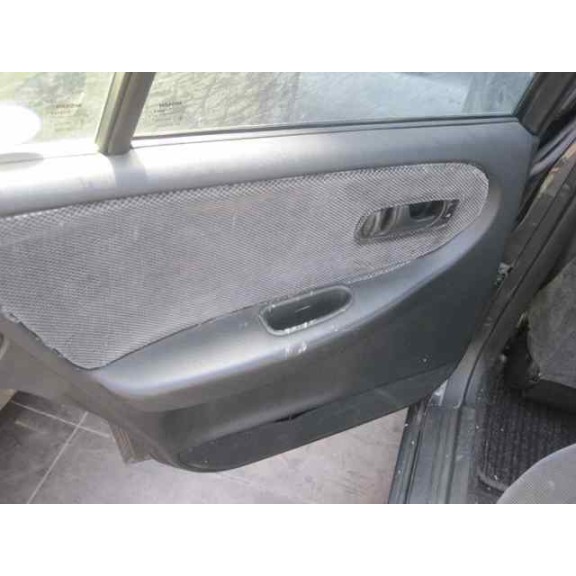 nissan primera berl./familiar (p10/w10) del año 1992