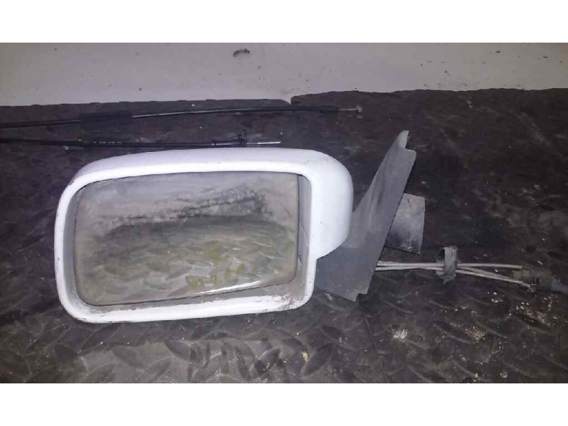 Recambio de retrovisor izquierdo para renault 5 referencia OEM IAM  BLANCO MANUAL