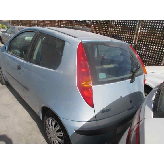 fiat punto berlina (188) del año 2001