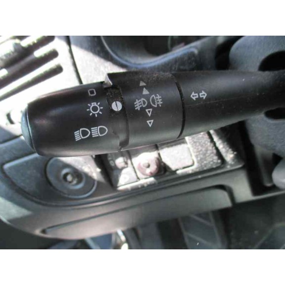 citroën xsara berlina del año 2001