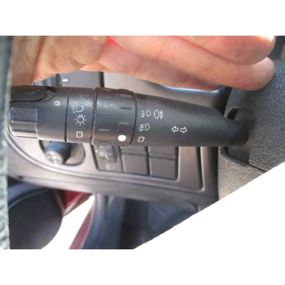 citroën xsara berlina del año 2000