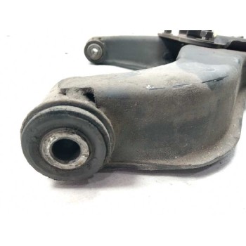 Recambio de brazo suspension inferior delantero derecho para nissan cabstar 01.04 referencia OEM IAM 561179X504  